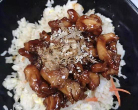Teriyaki chicken fried rice 照烧鸡炒饭
